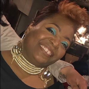 Meet your Posher, Ericka